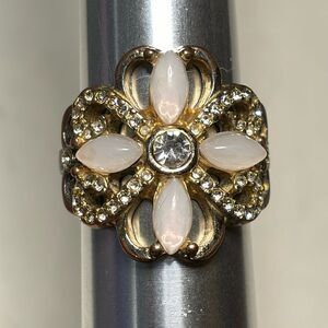 Gold Tone Light blush Pink Floral cocktail ring with rhinestone details Size 9